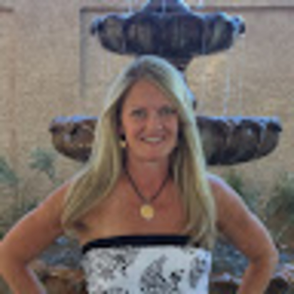 Meet your Posher, Janel